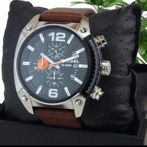 NWT DIESEL Men's Overflow Chronograph Watch DZ4204